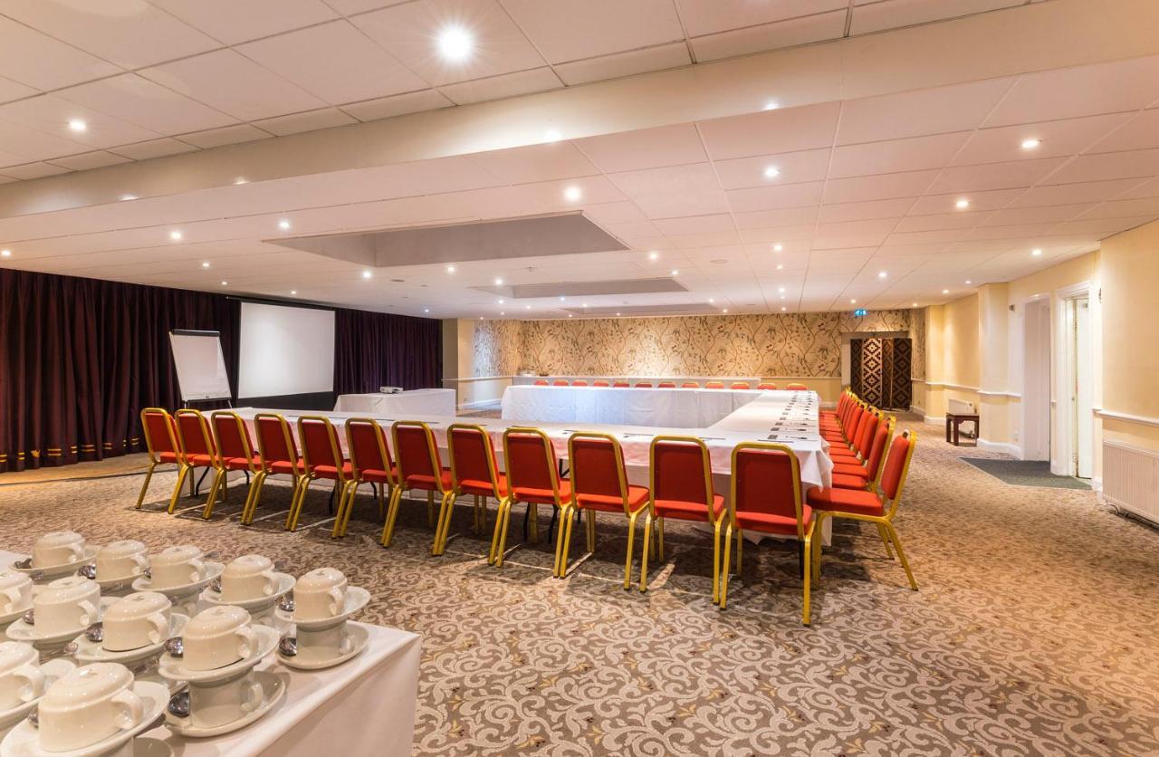 Cheltenham Regency Hotel Golden Valley Buitenkant foto