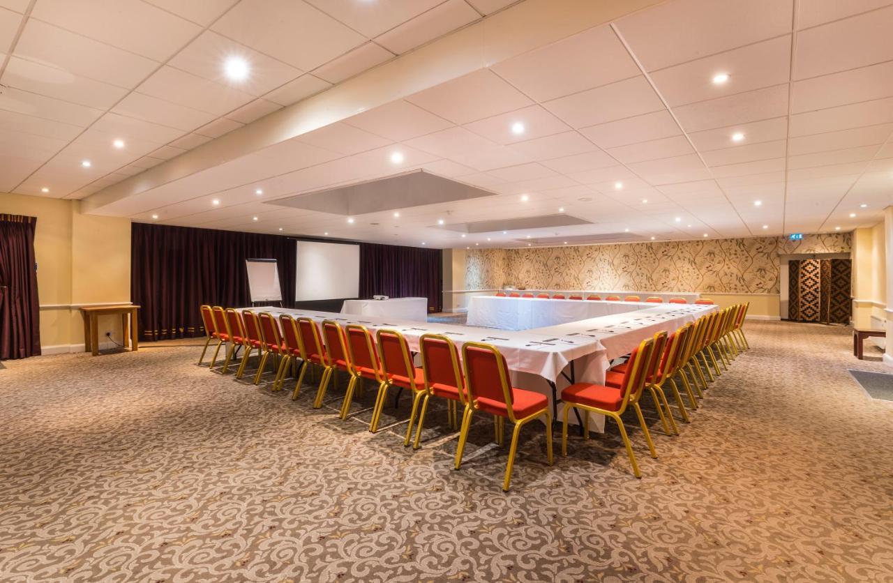 Cheltenham Regency Hotel Golden Valley Buitenkant foto