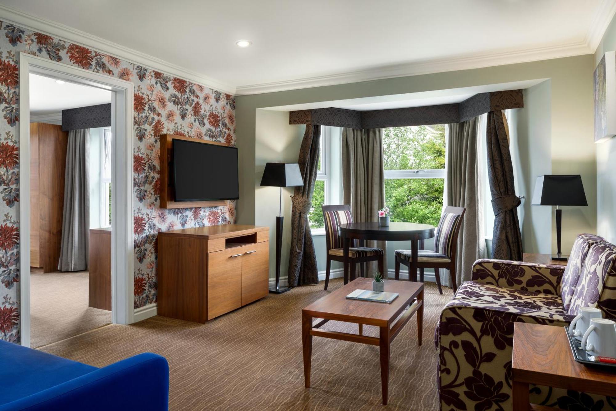 Cheltenham Regency Hotel Golden Valley Buitenkant foto